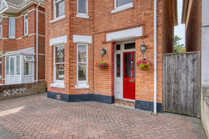 Front External- click for photo gallery